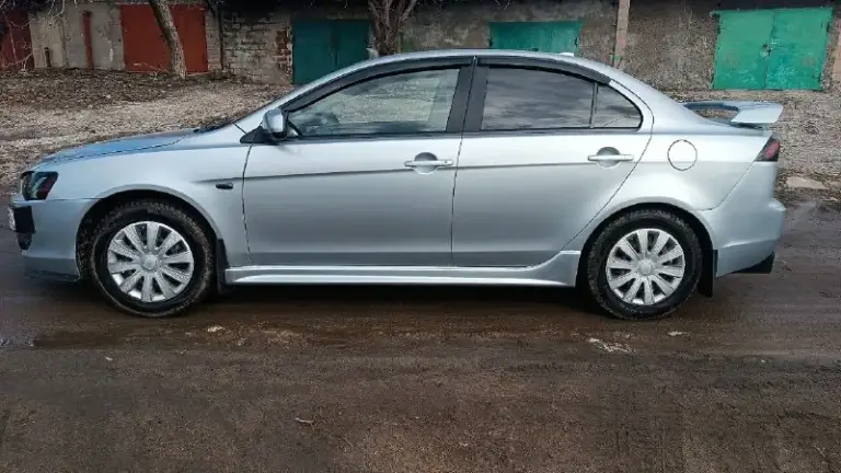❗️Продам lancer x 2007 года. ❗️
Состояние ближе к идеалу ✅
2Х литровый мотор 150 живых лошадей✅
Коробка: обслуженный вариатор ( плюсом установлено доп охлождение), переключается без каких либо пинков✅едет отлично. Родной пробег: 280.000 тысяч❗️
По двигателю работает отлично без каких либо посторонних звуков ✅
Салон ухоженный без каких либо дырок и прочего ✅
Всё работает по электрики каждая кнопочка, каждая лампочка светит✅
Так же стоит хорошая сигнализация - фотография - 3