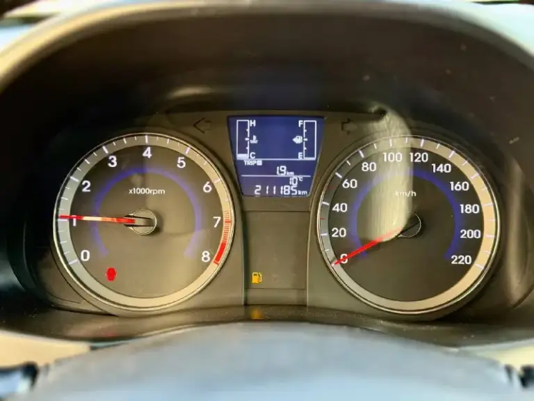 ⚪️ Hyundai solaris

💰Цена: 750 000р
🏢Город: мариуполь
📅Год выпуска: 2014
🧾Пробег: 211 185км.
⚙️Двигатель: 1.6
⛽Топливо: бензин
⚙️Кпп: механика

📞 Телефон:

+7-989-263-55-56
+7-949-727-41-51
+7-949-551-91-52

💾 Описание:

Solaris зарекомендовал себя. .. Тояние как внешне,
Так и технически

Хорошая комплектация:
❄️ Кондиционер (работает отлично), электропакет, abs, airbag, кожаный руль, гидроусилитель руля, android магнитола с камерой заднего вида, новые тормозные диски и колодки.

➕Автомобиль с пройденным техническим осмотром и готов к переоформлению.

Улица шевченко 2️⃣9️⃣6️⃣

⚠️Бесплатно доставим этот или другой автомобиль в донецк, макеевку, бердянск, мелитополь и другие города новых территорий после детального видеообзора со всевозможными диагностиками⚠️

🏦 Возможна продажа в кредит по двум документам. - фотография - 10