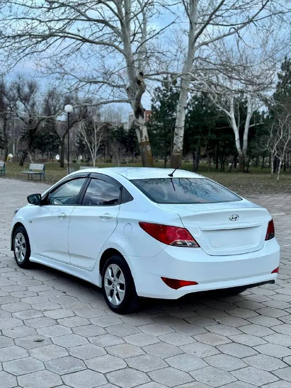 ⚪️ Hyundai solaris

💰Цена: 750 000р
🏢Город: мариуполь
📅Год выпуска: 2014
🧾Пробег: 211 185км.
⚙️Двигатель: 1.6
⛽Топливо: бензин
⚙️Кпп: механика

📞 Телефон:

+7-989-263-55-56
+7-949-727-41-51
+7-949-551-91-52

💾 Описание:

Solaris зарекомендовал себя. .. Тояние как внешне,
Так и технически

Хорошая комплектация:
❄️ Кондиционер (работает отлично), электропакет, abs, airbag, кожаный руль, гидроусилитель руля, android магнитола с камерой заднего вида, новые тормозные диски и колодки.

➕Автомобиль с пройденным техническим осмотром и готов к переоформлению.

Улица шевченко 2️⃣9️⃣6️⃣

⚠️Бесплатно доставим этот или другой автомобиль в донецк, макеевку, бердянск, мелитополь и другие города новых территорий после детального видеообзора со всевозможными диагностиками⚠️

🏦 Возможна продажа в кредит по двум документам. - фотография - 4