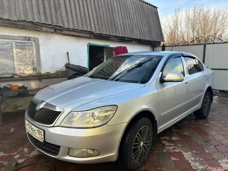 Горловка 🔥 🚨срочно 🚨 💸цена:800k₽ продам skoda octavia а5 ii (рестайлинг) 2012 года выпуска объем:1.6/механика авто в хорошем состоянии двигатель не дымит, не троит работает ровно коробка переключает без хрустов ходовка в норме машина очень экономичная по кузову критично ничего нет, маленькие жизненные косячки присутствуют 📝комплектация: ✅- двухзонный климат контроль ✅- подогрев сидений и зеркал ✅- 4 стеклоподъемника ✅- на зимней хорошей резине❄️ 📑документы в полном порядке штрафов запретов нет остольные вопросы по телефону 📞- +79495126468 —- +79493980147
📞 Звоните: +7(949)5126468 - фотография - 1
