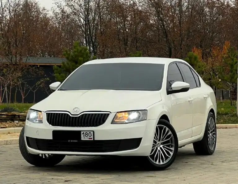 В продаже skoda octavia a7 в превосходном состоянии, обслужена абсолютно вся ! Вложений не каких не требует ! Эксплуатация с 2016 года ! Двигатель 1.6 mpi самый надежный ! Каробка механика, кузов оцинкован ! Стоят оригинальный диски ! Хорошая комплектация, бортовой компьютер, эл. Зеркала, кондиционер, регулировка руля, лифт сидений, и многое другое ! Любое переформление! Возможен обмен, на авто дешевле ! Цена 1045.000 руб торг, реальному покупателю ! +79497926050
📞 Звоните: +7(949)7926050 - фотография - 2