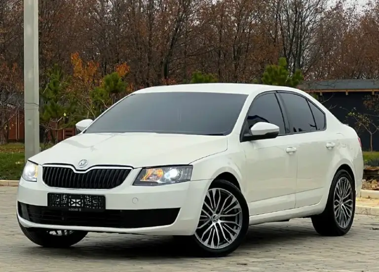 В продаже skoda octavia a7 в превосходном состоянии, обслужена абсолютно вся ! Вложений не каких не требует ! Эксплуатация с 2016 года ! Двигатель 1.6 mpi самый надежный ! Каробка механика, кузов оцинкован ! Стоят оригинальный диски ! Хорошая комплектация, бортовой компьютер, эл. Зеркала, кондиционер, регулировка руля, лифт сидений, и многое другое ! Любое переформление! Возможен обмен, на авто дешевле ! Цена 1045.000 руб торг, реальному покупателю ! +79497926050
📞 Звоните: +7(949)7926050 - фотография - 3