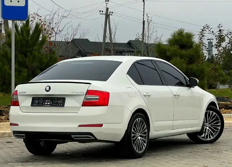 В продаже skoda octavia a7 в превосходном состоянии, обслужена абсолютно вся ! Вложений не каких не требует ! Эксплуатация с 2016 года ! Двигатель 1.6 mpi самый надежный ! Каробка механика, кузов оцинкован ! Стоят оригинальный диски ! Хорошая комплектация, бортовой компьютер, эл. Зеркала, кондиционер, регулировка руля, лифт сидений, и многое другое ! Любое переформление! Возможен обмен, на авто дешевле ! Цена 1045.000 руб торг, реальному покупателю ! +79497926050
📞 Звоните: +7(949)7926050 - фотография - 5