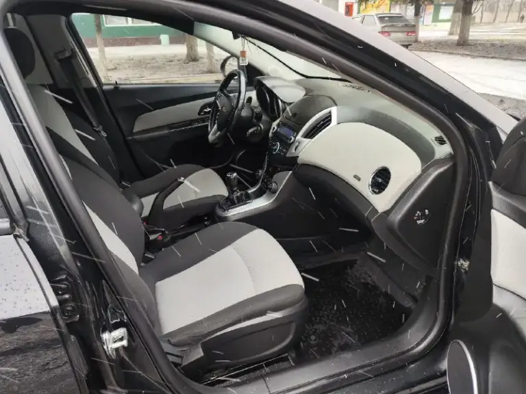 Chevrolet cruze
2013
1.6 (109Л. С. )
Кпп- механика.
Пробег- 229.000 км.
1 Хозяин.
Кузов ровный, без вмятин, царапин, рыжиков, в родном окрасе!
Расход- 6/7 литров на 100 км.
Техника в отличном состоянии!
Салон как новый, был в чехлах!
Центральный замок.
Усилитель руля.
Сигнализация.
4 Эл. Стекла.
Эл. Зеркала с подогревом.
Подогрев сидений.
Кожаный мультируль.
Штатная магнитола, aux.
Легкосплавные диски r16.
Бортовой компьютер.
Airbag.
Abs.
Кондиционер.
2 Комплекта ключей.
Юридически чистый!
Г. Енакиево.
Цена: 760.000 руб.
Тел: +79496462713
📲 Tg: максим
📞 Звоните: +7(949)6462713 - фотография - 9