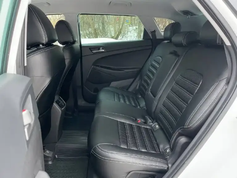 Hyundai tucson 2018г.
Цена 1.950.000 торг
2.0I 150л. С. Привод fwd
Акпп автомат (aisin 6ст)
Пробег 92 тыс
Один хозяин
Автомобиль куплен у официального дилера
Хорошая комплектация
✅Полноцветный дисплей
✅Салон кожа
✅Круиз контроль
✅Apple carplay
✅Светодиодные фары
✅Рейлинги на крыше
✅Обогрев сидений
✅2Х зонный климат
✅Датчики дождя и света
✅Колеса r17
✅Электропривод зеркал
✅Парктроники, камера заднего вида
✅Мультируль
✅Hands free, bluetooth
✅ 2 Ключа
✅Колёса зима и лето🎁
Осмотр донецк
Тел: +79498239926
Телеграмм +79161999908 - фотография - 8
