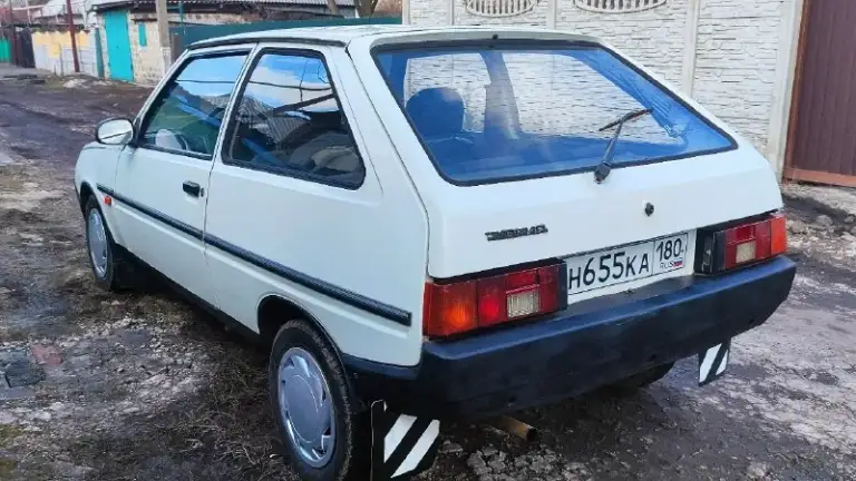 Продам заз 1102 таврия 91 год, пробег 89 тыс. Км. Я второй владелец. Машина не битая, не крашеная. Дно не гнилое, есть мелкие царапины, вмятины. Электрика работает исправно, свет хороший, лед лампы. Тормоза новые(глав. Цилиндр, рабочие, колодки, суппорты)патрубки, термостат, тосол поменяны. Шины, акб новые. На морозе запускается с пол оборота. Цена 115 тыс. Р. Макеевка. +79499415652,+79493213297.
📞 Звоните: +7(949)9415652 - фотография - 2