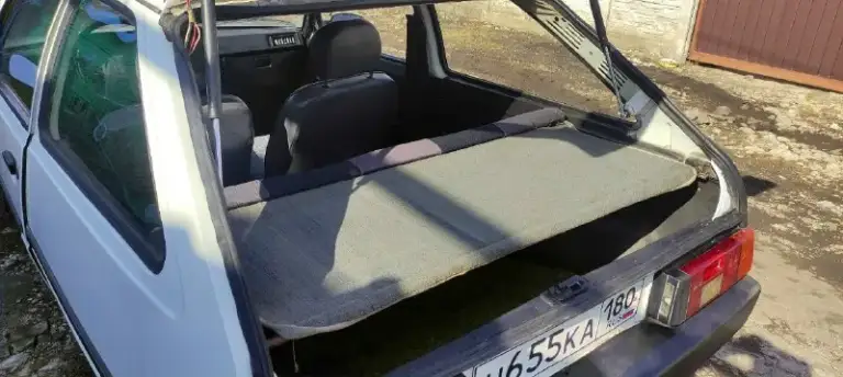 Продам заз 1102 таврия 91 год, пробег 89 тыс. Км. Я второй владелец. Машина не битая, не крашеная. Дно не гнилое, есть мелкие царапины, вмятины. Электрика работает исправно, свет хороший, лед лампы. Тормоза новые(глав. Цилиндр, рабочие, колодки, суппорты)патрубки, термостат, тосол поменяны. Шины, акб новые. На морозе запускается с пол оборота. Цена 115 тыс. Р. Макеевка. +79499415652,+79493213297.
📞 Звоните: +7(949)9415652 - фотография - 7