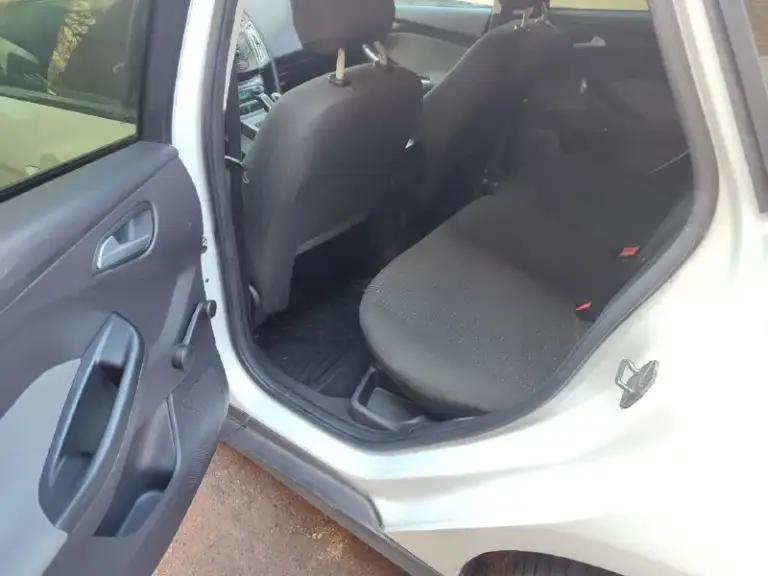 Продам ford focus 3 2013г. 1.6 бензин(125 л. С) мкпп. Пробег 140000 км.
Машина в хорошем состоянии, делать ничего не нужно!
Двухзонный климат контроль
Датчик света
Датчик дождя
Сигнализация с автозапуском
Парктроник
Бортовой компьютер
Цена 720000 торг.
+79494059270 Донецк кировский район
📞 🇷🇺 Звоните: +79494059270 - фотография - 10