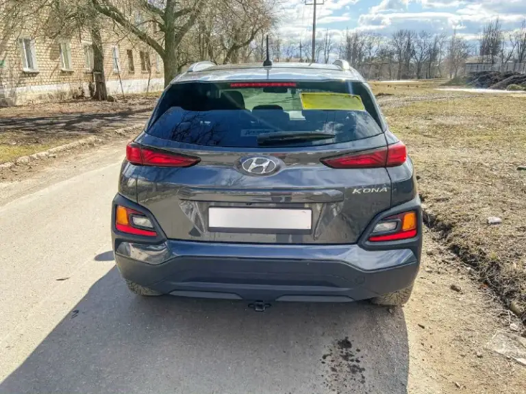🚗 Продаётся отличный автомобиль hyundai kona! 🚗 2018 год выпуска пробег: 98 000 миль состояние: отличное, без вложений! ✅ расход топлива: всего 7.5 литров на 100 км ⛽ комплектация: 🌟 полный привод — для уверенности на любой дороге 🌟 блокировка дифференциала — максимум контроля 🌟 помощь при спуске с горы — безопасность и комфорт 🌟 старт-стоп система — экономия топлива и экологии 🌟 бесключевой доступ — удобство в каждой поездке 🌟 мульти руль — управление под рукой 🌟 кондиционер — прох ваз в жару 🌟 камера заднего вида - для комфортной езды задним ходом идеальный вариант для тех, кто ценит надёжность и комфорт! Звоните и приезжайте на тест-драйв! 📞🚙 телефон ☎️ +79495198464 территориально г. Енакиево цена 1.500 000р 💰
📞 Звоните: +7(949)5198464 - фотография - 2
