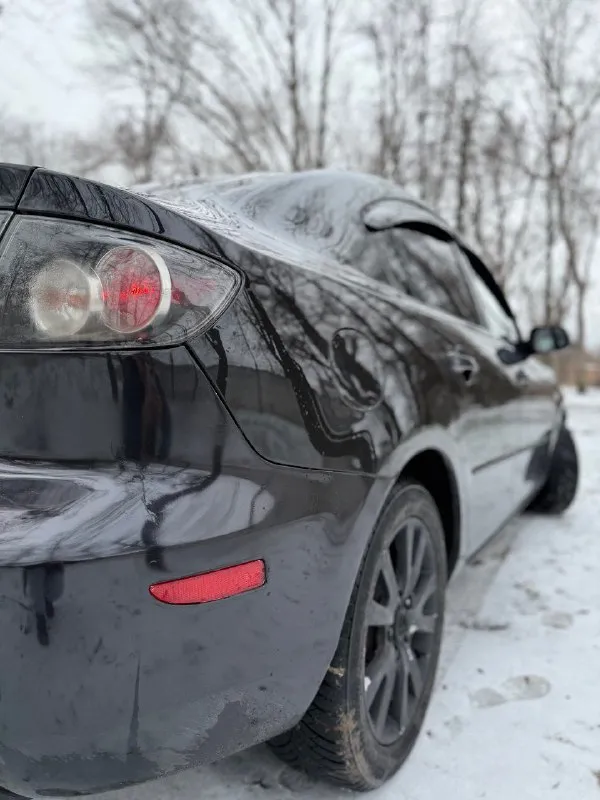 Продам mazda 3🔥
Год выпуска:2007🔥
Пробег, км:180.000 🔥
Модификация:1.6 ат 🔥
Тип двигателя: газ/бензин🔥
Коробка передач: автомат🔥
Привод: передний🔥
Тип кузова: седан🔥
Koмплeктaция: flash edition🔥
Цвет: черный🔥
Продажа автомобиля от собственника. Автомобиль в богатой комплектации и в ухоженном состоянии. Таких хозяйских машин осталось малость.
Машина на полном ходу, не требует никаких вложений от слова совсем.
Мотор в идеальном состоянии, не троит, не дымит, не имеет каких либо посторонних звуков, работает идеально как на газу так и не бензине. Под капотом ничего не намывал, не подготавливал, чтобы было видно, что мотор сухой, без каких-либо потёков
Aкпп-в идеальном состоянии, плавность переключения передач, отсутствие рывков и корректность работы в разных режимах.
Ходовая-мягкая, ничего не стучит, не тарабанит, всё что нужно было - поменяно
Так же имеется видео, по просьбе отправлю для более лучшего осмотра авто
Цена 549.999 тысяч
Возможен пригон по договоренности
Возможен пригон по договоренности
Возможен обмен
+79495752024 - фотография - 9