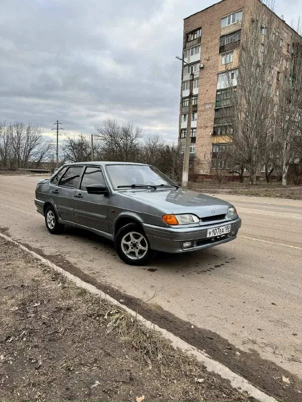 Продам ваз 2115 2008 года. Автомобиль в хорошем состоянии. Кузов без гнили, ржавчины и вздутий. Днище и стаканы целые. 2 года назад машина варилась и красилась. Двигатель в хорошем состоянии, масло не расходует. Ходовая без стуков. Новая зимняя резина. Хорошая музыка. Сигнализация с обратной связью. Автомобиль без вложений. Все расходники заменены. Город горловка. Цена 280 000 рублей. Тел +79494117309
📞 Звоните: +7(949)4117309 - фотография - 3