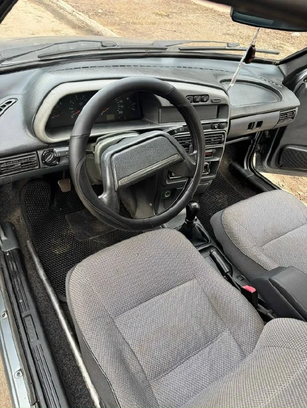 Продам ваз 2115 2008 года. Автомобиль в хорошем состоянии. Кузов без гнили, ржавчины и вздутий. Днище и стаканы целые. 2 года назад машина варилась и красилась. Двигатель в хорошем состоянии, масло не расходует. Ходовая без стуков. Новая зимняя резина. Хорошая музыка. Сигнализация с обратной связью. Автомобиль без вложений. Все расходники заменены. Город горловка. Цена 280 000 рублей. Тел +79494117309
📞 Звоните: +7(949)4117309 - фотография - 5