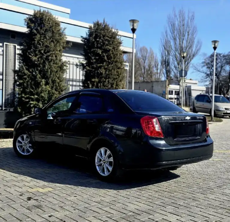 Продам
Ухоженный, красивый, надежный и вместительный
Chevrolet lacetti.
Год выпуска - 2008.
Пробег - 217000 км.
Мкпп - 5-ступенчатая механика.
Г. Донецк.
Тел. +79495362484 +79494491943. Если не дозвонились, на этом номере есть telegram.
Авто в хорошем состоянии, как внешнем, так и техническом. Без гнили, коррозии и ржавчины.
В очень красивом насыщенном чёрном металлик цвете. ..
В дтп авто не участвовал.
Все стекла заводские. Все швы и герметики заводские. Техническое состояние без нареканий.
Подвеска отрабатывает мягко и комфортно
Работает как швейцарские часы. Масло не расходует, не дымит, не троит.
Салон целый, чистый и опрятный. Комплектация: полный электропакет, кондиционер (холодит)
Abs, srs, airbag, подушки безопасности на месте,
Гидроусилитель руля, электроподъемники, электрозеркала с подогревом, противотуманки, корректор фар, светит очень хорошо, центральный замок, сигнализация, серво руль,
📲 Tg: максим ворошиловский
📞 Звоните: +7(949)5362484 - фотография - 2