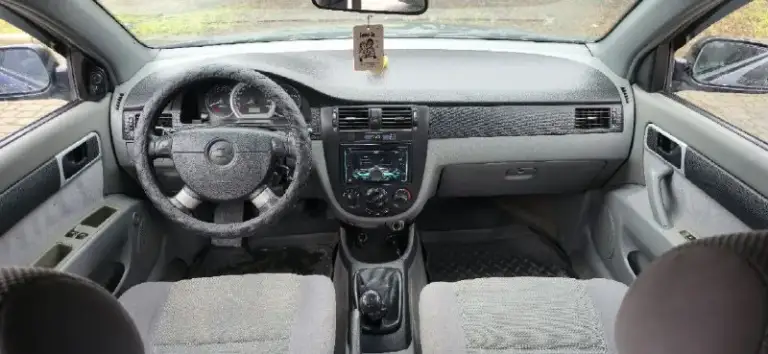 Продам
Ухоженный, красивый, надежный и вместительный
Chevrolet lacetti.
Год выпуска - 2008.
Пробег - 217000 км.
Мкпп - 5-ступенчатая механика.
Г. Донецк.
Тел. +79495362484 +79494491943. Если не дозвонились, на этом номере есть telegram.
Авто в хорошем состоянии, как внешнем, так и техническом. Без гнили, коррозии и ржавчины.
В очень красивом насыщенном чёрном металлик цвете. ..
В дтп авто не участвовал.
Все стекла заводские. Все швы и герметики заводские. Техническое состояние без нареканий.
Подвеска отрабатывает мягко и комфортно
Работает как швейцарские часы. Масло не расходует, не дымит, не троит.
Салон целый, чистый и опрятный. Комплектация: полный электропакет, кондиционер (холодит)
Abs, srs, airbag, подушки безопасности на месте,
Гидроусилитель руля, электроподъемники, электрозеркала с подогревом, противотуманки, корректор фар, светит очень хорошо, центральный замок, сигнализация, серво руль,
📲 Tg: максим ворошиловский
📞 Звоните: +7(949)5362484 - фотография - 7