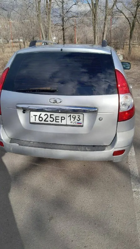 Приора 2010 года выпуска,126 двигатель 16 клапанный поршня не гнет цена 370т интересующие вопросы по телефону +79493830840 собственник - фотография - 3