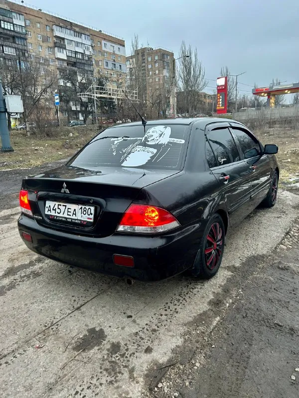 Mitsubishi lancer 1.6 at, 2007
199 999 Км
Цена, ₽: 600000
Пробег, км: 199 999
Поколение: ix рестайлинг (2005—2010)
Тип двигателя: бензин
Привод: передний
Мощность, л. С. : 98
Модификация: 1.6 at (98 л. С. )
Цвет: чёрный
Состояние: не битый
Птс: оригинал
Владельцев по птс: 1
Обмен: не интересует
Кондиционер
Обогрев: передних сидений, зеркал
Автомобиль в хорошем состоянии, простой в ремонте, неприхотливый и надёжный при эксплуатации. Двигатель работает отлично. Дно/пороги/ стаканы/ низа дверей в заводском состоянии. Без единой гнили и сварки. По тех части вложений не требует абсолютно, ничего не стучит и не гремит. Кондиционер обслужен прошлым летом, перезаправили фрион, дует очень хорошо. Ошибок по авто нету. По салону: дверные карты не затертые, ручки целые все, потолок не провис, сидения целые. Авто уже переобута на зимнюю резину. Авто в достойном состоянии, очень трудно найти технически обслуженную машину. Авто в ближайшее время вложений не потребует,
📲 Tg: @alina_malina_bd
📞 Звоните: +7(978)1244436 - фотография - 4