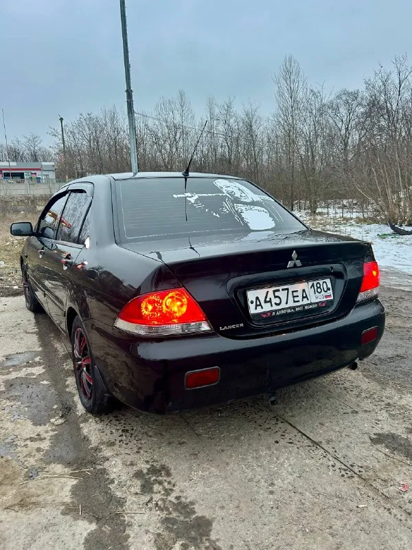 Mitsubishi lancer 1.6 at, 2007
199 999 Км
Цена, ₽: 600000
Пробег, км: 199 999
Поколение: ix рестайлинг (2005—2010)
Тип двигателя: бензин
Привод: передний
Мощность, л. С. : 98
Модификация: 1.6 at (98 л. С. )
Цвет: чёрный
Состояние: не битый
Птс: оригинал
Владельцев по птс: 1
Обмен: не интересует
Кондиционер
Обогрев: передних сидений, зеркал
Автомобиль в хорошем состоянии, простой в ремонте, неприхотливый и надёжный при эксплуатации. Двигатель работает отлично. Дно/пороги/ стаканы/ низа дверей в заводском состоянии. Без единой гнили и сварки. По тех части вложений не требует абсолютно, ничего не стучит и не гремит. Кондиционер обслужен прошлым летом, перезаправили фрион, дует очень хорошо. Ошибок по авто нету. По салону: дверные карты не затертые, ручки целые все, потолок не провис, сидения целые. Авто уже переобута на зимнюю резину. Авто в достойном состоянии, очень трудно найти технически обслуженную машину. Авто в ближайшее время вложений не потребует,
📲 Tg: @alina_malina_bd
📞 Звоните: +7(978)1244436 - фотография - 5