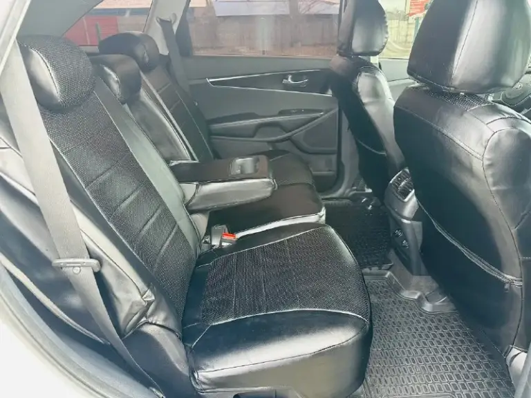 ‼️Продам kia sorento prime|2018г
2.4 Бензин работает отлично !
Пробег 116 700км оригинал!!!
Коробка автомат работает идеально!
3 Режима вождения спорт, комфорт, есо
Система курсовой устойчивости
🚘Автомобиль весь обслужен!!
Парктроники 360
Датчик дождя
Датчик света
Подогрев лобового
Подогрев руля
Подогрев сидений перед-зад
Электроскладывание зеркал
Мульте руль
Климат контроль двухзонный
Круиз контроль
Аудиосистема 6 колонок, сабвуфер🔊
Usb, aux, bluetooth
Монитор с навигацией
Два ключа🔑
Птс оригинал
От собственницы
‼️Цена:2.650.000₽‼️
Осмотр:перевальск
☎️Все вопросы по телефону:+7959-204-79-24

📞 Звоните: +7(959)2047924 - фотография - 10