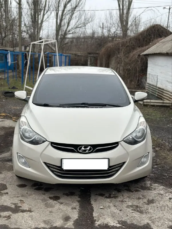 Цена: 850.000
Продам hyundai elantra
Автомобиль собран в корее (подтверждается vinкодом)
Куплена в автосалоне в донецке
Год выпуска 2013
Двигатель 1.8
Акпп 6ст
Комплектация:
✅Двухзонный климат контроль ( работает холодит как положено)
✅Полный электростеклопакет
✅Складывания зеркал
✅Датчик дождя
✅Подогрев передних сидений
✅Полный мультируль
✅Подогрев руля
Салон в отличном состоянии (в авто не курили, на сидениях чехлы, под ними сидушки идеал)!
Два ключа‼️
⚡️Стекла все заводские включая лобовое!
Новая зимняя шипованная резина!
В ближний дальний и птф установлены led лампы свет сушит асфальт 🔆
💪🏻Мотор 1.8 ( 150🐎) едет уверенно, при этом расход 8л по городу, масло не кушает от замены до замены, меняю каждые 8000км ( на 230 был кап. Ремонт )
Акпп передачи листает отлично не тупит не пинает.
✅Ходовая на 5++
Проверка авто на любом сто (за ваш счет!)
Пробег 286.000 не кручен ( автотека подтверждает!)
📄Документы в полном порядке я хозяин по птс и стс любой вид переоформления
Г. Шахтерск
Цена 💵 850.000
☎️ +79494172653 - фотография - 2