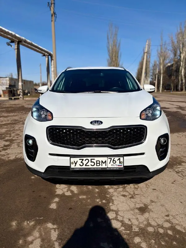 Kia sportage
2016
2.0 Классический автомат
150 Тысяч оригинального пробега, подтвержден автотекой, историей обслуживания, блоками!
Весь в заводском окрасе! Ничего не крутилось, не менялось! Без дтп! Все остекление и фонари заводские! Нет изъянов по кузову вообще!!! Цвет белый перламутр!
Зеленая автотека! История обслуживания есть!
Два хозяина!
Два комплекта резины!
Два ключа, сигнализация старлайн с автозапуском!
Технически без нареканий! Любые проверки!
Эндоскоп ✅, катализатор удален на 70 тыс!
Салон так же, как новый!
Складывание зеркал, подогрев всех сидений, шикарный лед-свет, круиз, парктронники, bluetooth!
Горловка-енакиево
1.800.000 Торг! 🔥🔥🔥
+79498387979
📲 Tg: @lilueva25
📞 +7(949)8387979
📲 Tg: @da83robot
📞 Звоните: +7(949)8387979 - фотография - 1