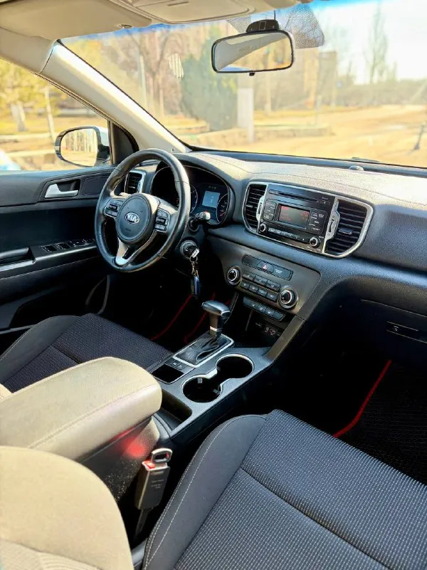 Kia sportage
2016
2.0 Классический автомат
150 Тысяч оригинального пробега, подтвержден автотекой, историей обслуживания, блоками!
Весь в заводском окрасе! Ничего не крутилось, не менялось! Без дтп! Все остекление и фонари заводские! Нет изъянов по кузову вообще!!! Цвет белый перламутр!
Зеленая автотека! История обслуживания есть!
Два хозяина!
Два комплекта резины!
Два ключа, сигнализация старлайн с автозапуском!
Технически без нареканий! Любые проверки!
Эндоскоп ✅, катализатор удален на 70 тыс!
Салон так же, как новый!
Складывание зеркал, подогрев всех сидений, шикарный лед-свет, круиз, парктронники, bluetooth!
Горловка-енакиево
1.800.000 Торг! 🔥🔥🔥
+79498387979
📲 Tg: @lilueva25
📞 +7(949)8387979
📲 Tg: @da83robot
📞 Звоните: +7(949)8387979 - фотография - 10
