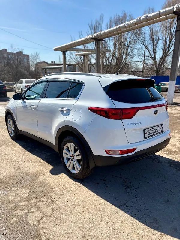 Kia sportage
2016
2.0 Классический автомат
150 Тысяч оригинального пробега, подтвержден автотекой, историей обслуживания, блоками!
Весь в заводском окрасе! Ничего не крутилось, не менялось! Без дтп! Все остекление и фонари заводские! Нет изъянов по кузову вообще!!! Цвет белый перламутр!
Зеленая автотека! История обслуживания есть!
Два хозяина!
Два комплекта резины!
Два ключа, сигнализация старлайн с автозапуском!
Технически без нареканий! Любые проверки!
Эндоскоп ✅, катализатор удален на 70 тыс!
Салон так же, как новый!
Складывание зеркал, подогрев всех сидений, шикарный лед-свет, круиз, парктронники, bluetooth!
Горловка-енакиево
1.800.000 Торг! 🔥🔥🔥
+79498387979
📲 Tg: @lilueva25
📞 +7(949)8387979
📲 Tg: @da83robot
📞 Звоните: +7(949)8387979 - фотография - 4