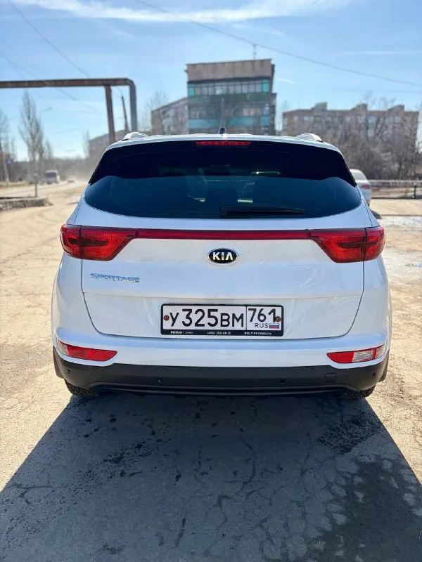 Kia sportage
2016
2.0 Классический автомат
150 Тысяч оригинального пробега, подтвержден автотекой, историей обслуживания, блоками!
Весь в заводском окрасе! Ничего не крутилось, не менялось! Без дтп! Все остекление и фонари заводские! Нет изъянов по кузову вообще!!! Цвет белый перламутр!
Зеленая автотека! История обслуживания есть!
Два хозяина!
Два комплекта резины!
Два ключа, сигнализация старлайн с автозапуском!
Технически без нареканий! Любые проверки!
Эндоскоп ✅, катализатор удален на 70 тыс!
Салон так же, как новый!
Складывание зеркал, подогрев всех сидений, шикарный лед-свет, круиз, парктронники, bluetooth!
Горловка-енакиево
1.800.000 Торг! 🔥🔥🔥
+79498387979
📲 Tg: @lilueva25
📞 +7(949)8387979
📲 Tg: @da83robot
📞 Звоните: +7(949)8387979 - фотография - 5