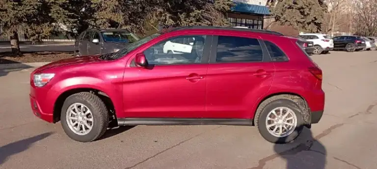 Mitsubishi asx
Год: 2012
Объем 1.8 ctv.
В хорошем состоянии как внешне так и по технике ухоженный вложений не требует сел и поехал.
Всё работает штатно абсолютно всё до мелочей двигатель работает ровно без шума
Один владелец с автосалона.
Резина зима шипы.
Осмотр донецк макеевка
Цена 1🍋
Телефон+79498340074
📞 Звоните: +7(949)8340074 - фотография - 5