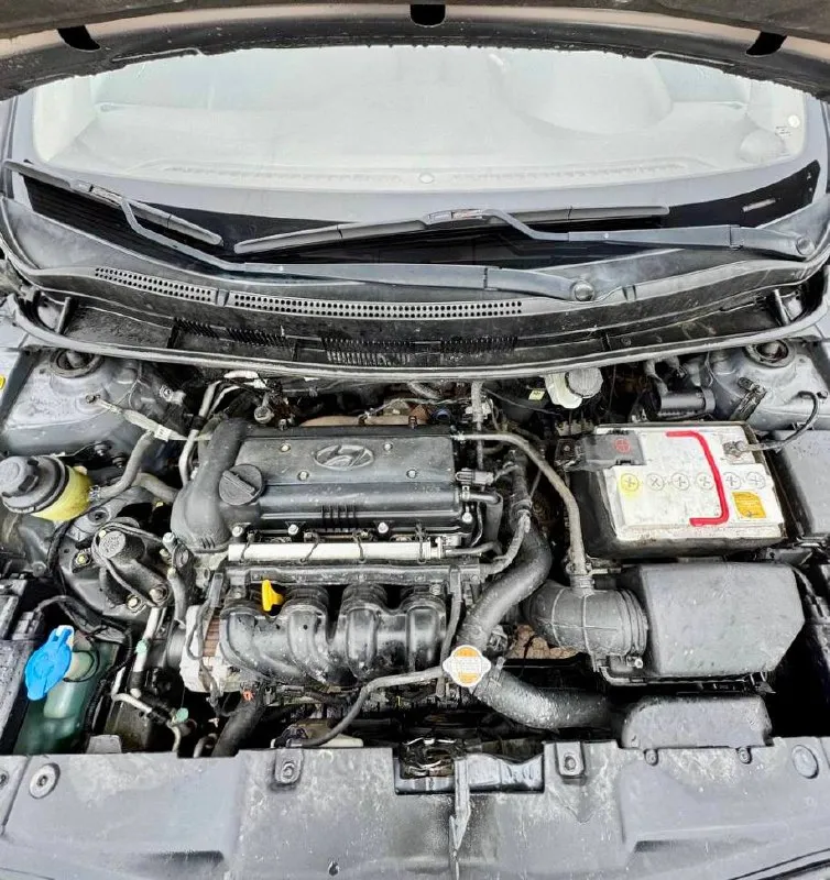 🇰🇵 Hyundai solaris

💰Цена: 750 000р
🏢Город: мариуполь
📅Год выпуска: 2011
🧾Пробег: 220 050км.
⚙️Двигатель: 1.6
⛽Топливо: бензин
⚙️Кпп: механика

📞 Телефон:

+7-949-727-41-51
+7-949-551-91-52
+7-989-263-55-56

💾 Описание

Solaris  – проверенный временем городской автомобиль, который сочетает в себе экономичность и уверенную управляемость.

✅Оригинальный пробег
✅Отличное состояние как
Внешне, так и технически

Хорошая комплектация:
Кожаный мульти-руль, полный электопакет, подогрев сидений, обогрев зоны дворников, птф, гидроусилитель, airbag, abs, оригинальные литые диски r16.

Улица шевченко 269

🏦 Возможна продажа в кредит по двум документам. - фотография - 7