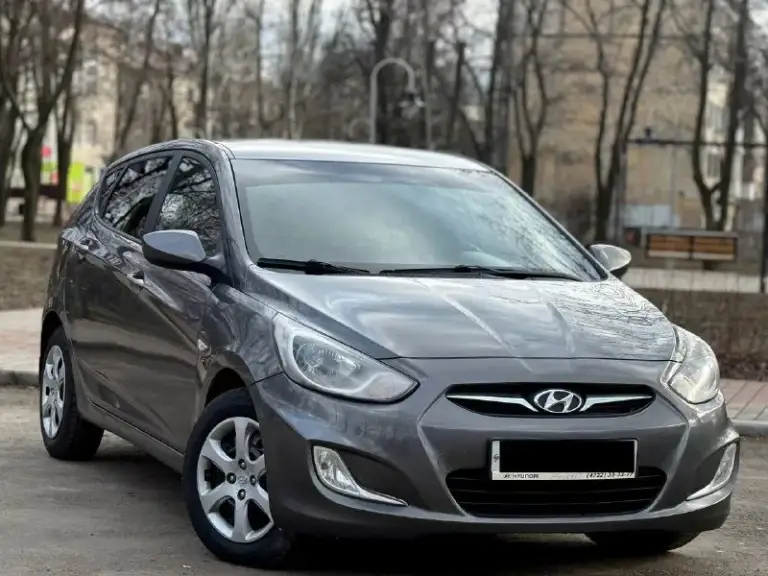 Hyundai solaris 2012
Объем двигателя 1.6
Коробка передач механическая
Вид топлива бензин
Эл-стеклоподъемники
Кондиционер
Датчик света
Датчик дождя
Противотуманные фары
Парктроник
Подушки безопасности
Abs
Мульти руль
Штатная акустика
Борт компьютер
Подогрев лобового стекла
Сигнализация
2 Комплекта ключей
Цена 765.000р торг
Автомобиль в хорошем состоянии, кузов целый без рыжиков, ржавчин. Мотор работает отлично без посторонних звуков, по коробке также без нареканий, ходовая обслужена, салон не прокурен, пластик не зацарапан, по электрике все работает, с документами полный порядок, любой вид переоформления.
Готов на любые проверки с вашей стороны…
+79495245474 - фотография - 1