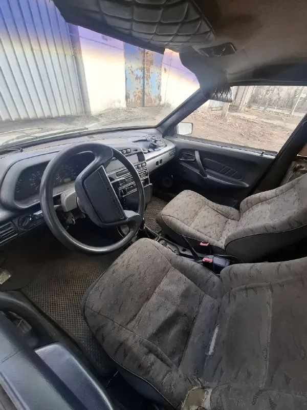 Продам срочно ваз 2109 инжектор 2003 года выпуска. Автомобиль в хорошем состоянии. Двигатель работает без нареканий, не троит, не дымит. Кпп работает хорошо. Стаканы ланжероны целые. Автомобиль находится в г. Горловка. Цена 135 тыс. + торг. Тел. +79494221202
📲 Tg: @samirmamedovvv
📞 Звоните: +7(949)4221202 - фотография - 2