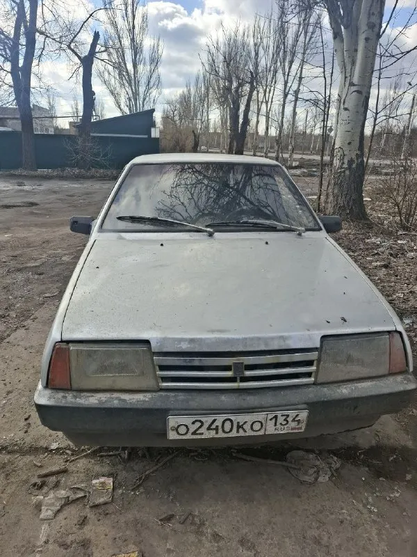 Продам срочно ваз 2109 инжектор 2003 года выпуска. Автомобиль в хорошем состоянии. Двигатель работает без нареканий, не троит, не дымит. Кпп работает хорошо. Стаканы ланжероны целые. Автомобиль находится в г. Горловка. Цена 135 тыс. + торг. Тел. +79494221202
📲 Tg: @samirmamedovvv
📞 Звоните: +7(949)4221202 - фотография - 6