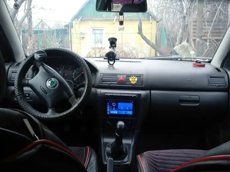 Продам skoda октавиа тур в нормальном состоянии 2008г двс 1,6 работает хорошо коробка норм, ну надо смотреть кулису расшатанная по кузову есть жизненные моменты не критично, остальные вопросы по телефону номер свой. ..цена 380 не большой торг я хозяин. +79495379323
📞 Звоните: +7(949)5379323 - фотография - 1