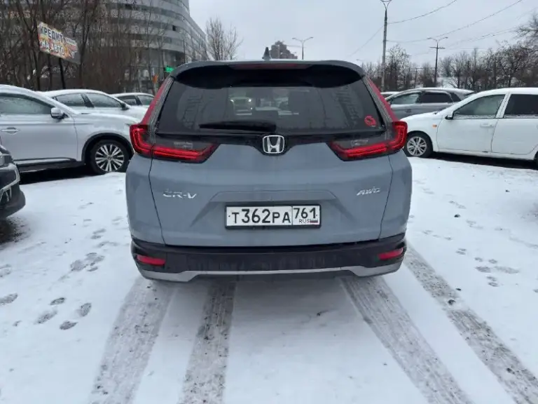 Honda cr-v 2021
Тип кпп: автоматическая
Объем двигателя: 1.5 бензин
Пробег: 32 000 км
Цена: 💥3 570 000 рубли 💥
Дополнительная информация:
Полный привод
Бесключевой доступ
Полный электро пакет
Датчики слепых зон
Удержание в полосе
Двух-зонный климат контроль
Люк
Подогревы сидений
Электропривод сидений
Память водительского
Мультируль
Кожаный салон
Электро ручник
Технически в отличном состоянии
📞 🇷🇺 +7 949 509 3428
+7 949 839 2499 - фотография - 4
