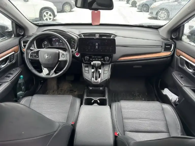 Honda cr-v 2021
Тип кпп: автоматическая
Объем двигателя: 1.5 бензин
Пробег: 32 000 км
Цена: 💥3 570 000 рубли 💥
Дополнительная информация:
Полный привод
Бесключевой доступ
Полный электро пакет
Датчики слепых зон
Удержание в полосе
Двух-зонный климат контроль
Люк
Подогревы сидений
Электропривод сидений
Память водительского
Мультируль
Кожаный салон
Электро ручник
Технически в отличном состоянии
📞 🇷🇺 +7 949 509 3428
+7 949 839 2499 - фотография - 9