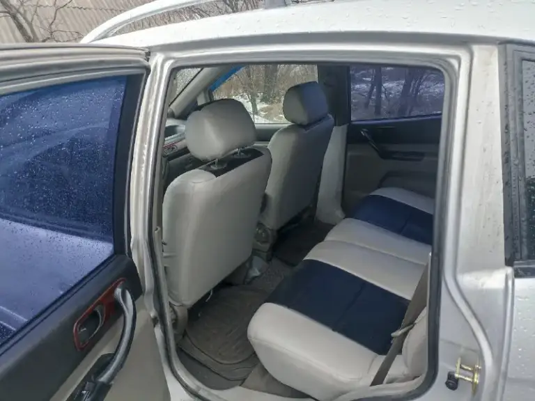 Срочно продам chevrolet такума. 2005г. Двигатель 2.0 бензин/газ (вписан), автомат, фаркоп(вписан). Пробег 194т. Км. Резина 2 комплекта: зима шипы на железках с колпаками, лето на титанах - оба комплекта с небольшим пробегом. Гбц после ремонта, грм новый. Находится в шахтёрск. 410т. Р. - торг минимальный и обоснованный. Остальные вопросы по телефону +79493667541

📞 Звоните: +7(949)3667541 - фотография - 5