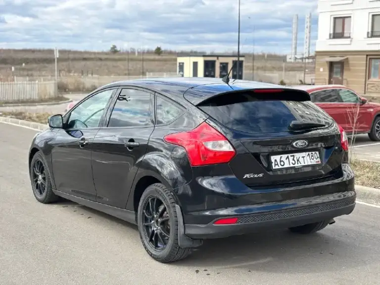 Ford focus 1.6 at 2014
2014 Год выпуска
Автомобиль в отличном состоянии!
Весь в заводском окрасе!
Мотор коробка без замечаний!
Ходовая новая!
Комплектация с двухзонным климатом, датчик света, датчик дождя, лобовое с подогревом, подогрев сидений!
Новая зимняя резина 2024 года
Автотека зеленая (один собственник)
Цена 890 000₽ торг у авто
Остальные вопросы по телефону:
+79496361868
+380681107552 (Воцап телега) - фотография - 5