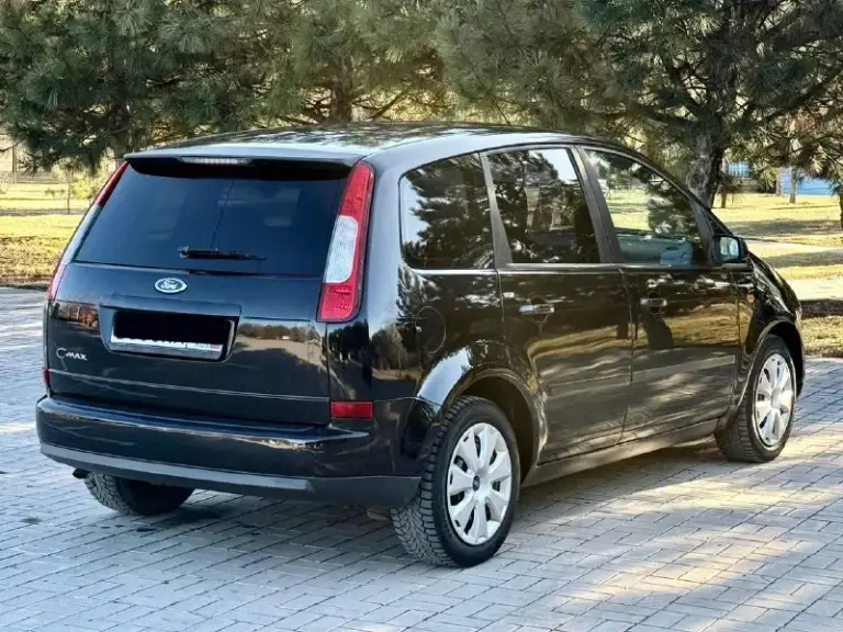 Марка: ford c-max
Год выпуска: 2005
Пробег: 247.000
Обьем мотора: 1.8
Коробка: механическая 5-ступка
Описание: приветствую ваше внимание, в продаже отличной обслуженный автомобиль, техническая часть в отличном состоянии мотор шепчет коробка отлично все скорости на месте, приятный салон, приятная штатная музыка, вложений не требует, электрика вся работает так же как и каждая кнопочка в машине. Есть сервисные книжки.
Комплектация: 2-х зонный климат контроль, эур, передние подогрев сидений, мульти руль, передние стекла подъемники, обогрев переднего и заднего стекла, туманные фары, abs, airbag, esp, сигнализация центральный замок, два ключа, задние столики.
Цена: 455.000 торг у капота.
Осмотр: донецк/макеевка
Связь: +79494046797 +79494789421 - фотография - 2