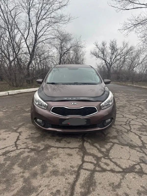 🏎 Kia ceed
📆 Год выпуска: 2013
⚙️ : 1.4 Бензин
🕹 Тип кпп: 6-ст механика
🛞 Родной пробег: 130 000 км
Состояние нового автомобиля!
🖌 Описание:
✅ , Коробка в отличном состоянии
✅ Цвет - темный шоколад
✅ Тех. Часть 🔥
✅Кузов в родном окрасе!!!
Зелёная автотека!
📑 По птс я 2-ой хозяин! 2 ключа!
2 Комплекта резины!
☝️Комплектация: кондиционер, подогрев руля, подогрев сидений, электрозеркала, стеклоподъемники!
Автомобиль по технической части полностью исправен, все работает в штатном режиме ! Полностью обслужен! Сел и поехал! Очень шустрый и экономичный любые проверки! Алчевск!
💰Цена - 890тыс
📲+7 (959)268-33-88
📞 Звоните: +7(959)2683388 - фотография - 2