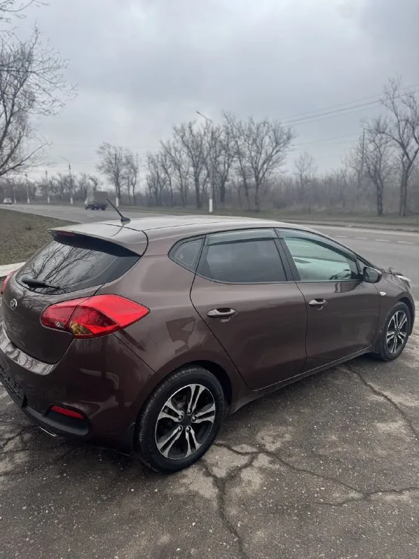 🏎 Kia ceed
📆 Год выпуска: 2013
⚙️ : 1.4 Бензин
🕹 Тип кпп: 6-ст механика
🛞 Родной пробег: 130 000 км
Состояние нового автомобиля!
🖌 Описание:
✅ , Коробка в отличном состоянии
✅ Цвет - темный шоколад
✅ Тех. Часть 🔥
✅Кузов в родном окрасе!!!
Зелёная автотека!
📑 По птс я 2-ой хозяин! 2 ключа!
2 Комплекта резины!
☝️Комплектация: кондиционер, подогрев руля, подогрев сидений, электрозеркала, стеклоподъемники!
Автомобиль по технической части полностью исправен, все работает в штатном режиме ! Полностью обслужен! Сел и поехал! Очень шустрый и экономичный любые проверки! Алчевск!
💰Цена - 890тыс
📲+7 (959)268-33-88
📞 Звоните: +7(959)2683388 - фотография - 4