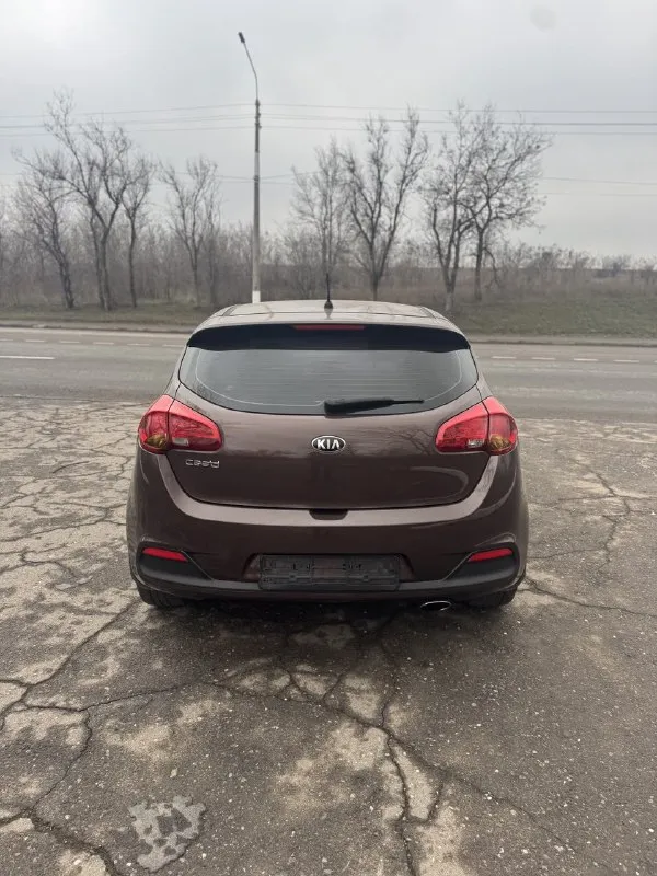 🏎 Kia ceed
📆 Год выпуска: 2013
⚙️ : 1.4 Бензин
🕹 Тип кпп: 6-ст механика
🛞 Родной пробег: 130 000 км
Состояние нового автомобиля!
🖌 Описание:
✅ , Коробка в отличном состоянии
✅ Цвет - темный шоколад
✅ Тех. Часть 🔥
✅Кузов в родном окрасе!!!
Зелёная автотека!
📑 По птс я 2-ой хозяин! 2 ключа!
2 Комплекта резины!
☝️Комплектация: кондиционер, подогрев руля, подогрев сидений, электрозеркала, стеклоподъемники!
Автомобиль по технической части полностью исправен, все работает в штатном режиме ! Полностью обслужен! Сел и поехал! Очень шустрый и экономичный любые проверки! Алчевск!
💰Цена - 890тыс
📲+7 (959)268-33-88
📞 Звоните: +7(959)2683388 - фотография - 7