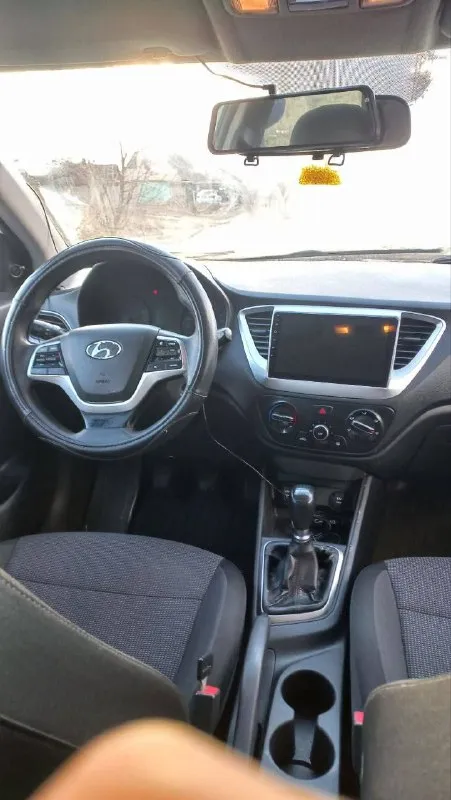 Hyundai solaris 2, 2017
Обьем: 1.4
Пробег: 170 000 км
Цвет: белый

• Механика (6-ст)
• Кондиционер
• Газ/бензин
• Мультируль
• Стеклоподъёмники
• Два комплекта резины, лето и всесезонка ( отличное состояние).

Состояние машины хорошее, обслужена и вложений не требует. В такси не была.
Цена: 920 тыс

+7949 357 92 61 - фотография - 8