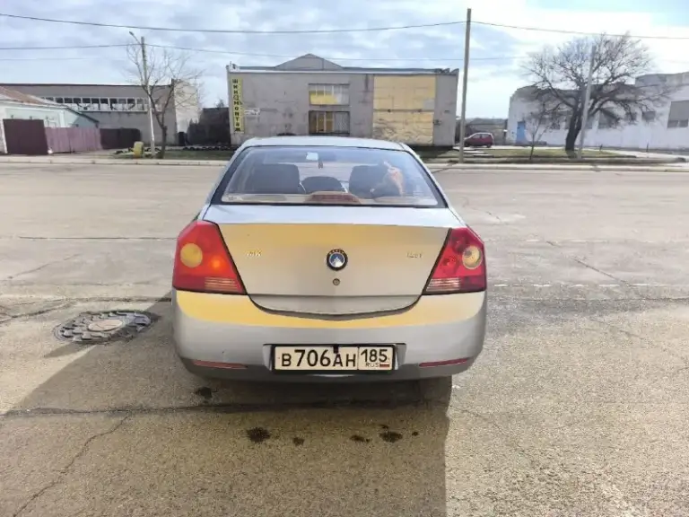 Продам geely mk, 2011 года.
Двигатель 1.5, 94 л. С. , механика.
Пробег 93000. 2 комплекта колес, мультимедиа, кондиционер, abs, стеклоподъёмники.
Цена 480 000.
Строго сюда:
+79900078624
@Oleg2098 - фотография - 3