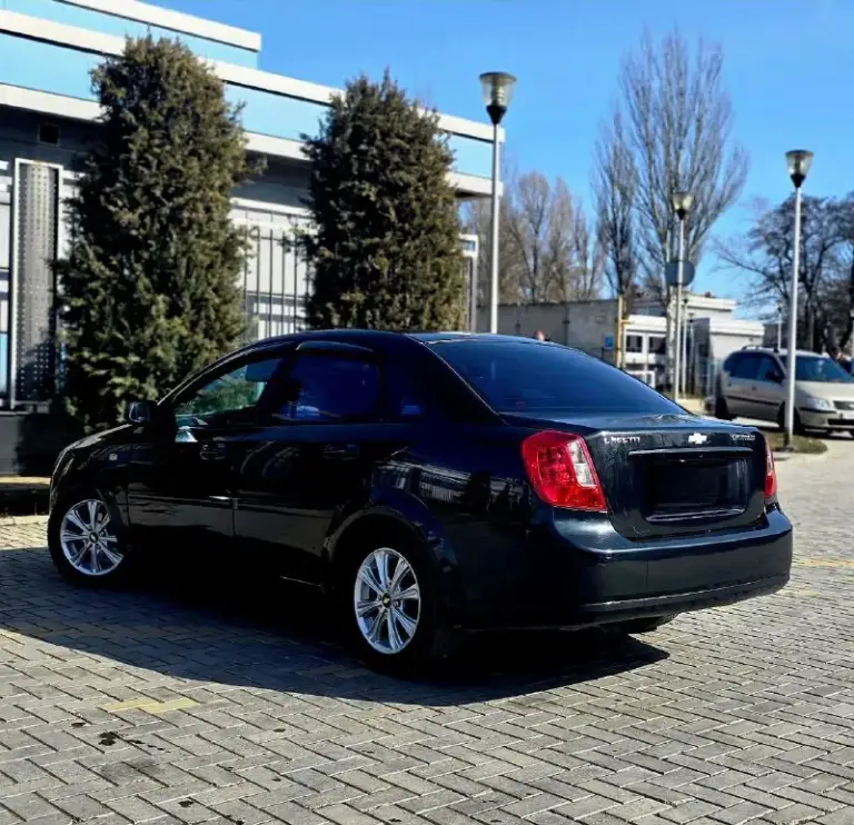 Продам. Красивый, надежный, вместительный chevrolet lacetti.
Год выпуска 2008
Пробег 217000 км.
Любые проверки с вашей стороны приветствуются
Мкпп 5-ступенчатая
Мотор 1.6 механика.
Г. Донецк.
Тел. +79495362484
+79494491943. Если не дозвонились, на этом номере есть telegram.
Авто в хорошем.
Состояние как внешнее, так и техническое без гнили, коррозии и ржавчины. Остекление заводское, в дтп не участвовала, все швы и герметики заводские.
Техническое состояние без нареканий. Подвеска отрабатывает мягко и комфортно
Мотор работает как швейцарские часы.
Салон целый чистый и опрятный комплектация:
Полный электропакет.
Кондиционер
(Холодит как сумасшедший), abs, srs airbag гидроусилитель руля
Электроподъемники стёкол электрозеркала с подогревом
Противотуманки корректор фар центральный замок сигнализацыя sheriff
Г. Донецк
Цена торг - фотография - 4