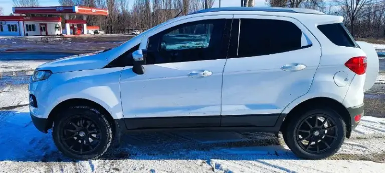 Ford ecosport 2014г.
Комплектация titanium.
1.6Л (140л. С. )
Автоматическая трансмиссия,
Сигналка с автозапуском через космос,
Бесключевой доступ,
Старт-стоп,
Андроид магнитола,
Мультируль, круиз,
Кожаные сиденья, подогрев,
Климат контроль,
Оптика (15т. Р. ), свет бомба,
Подвеска отлично!
Коробка отлично!
Двигатель отлично!
Отличный кроссовер,
Компактный и маневренный.
Делать ничего не надо, масла свежие, новые иридиевые свечи, запускается с пол оборота.
Цена 9оо. Ооо.
Осмотр в енакиево.
+79494628921
📲 Tg: @eavtospros
📞 Звоните: +7(949)4628921 - фотография - 5