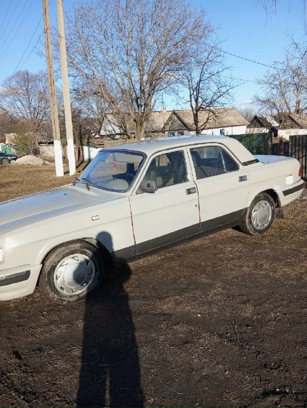 Продам газ-3110 волга! Машина в отличном состоянии, 2000 года всю жизнь в одних руках, пробег 220 родной! Двигатель работает отлично, заводится в любой мороз! Кпп -5 ст. Отлично! По ходовой отлично, плывёт как корабль! Не гнилая, пороги переварил! Салон сохранился отлично, всегда был под чехлами. Электрика вся работает! Документы в полном порядке, дкп от хозяина, на учёте стоит! Цена 220 т. Р. +7949 3772809( шахтерск)
📞 Звоните: +7(949)3772809 - фотография - 2