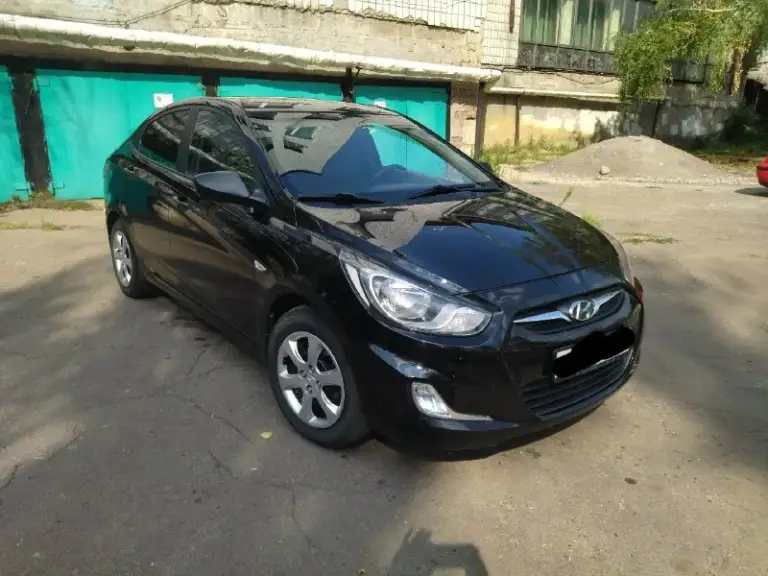 Hyundai солярис 2014г. В двигатель 1.4 коробка механика пробег 138.000 владелецев 2 машинка на 180 регионе, подогрев сидений, заднего стекла, дворников, боковых зеркал, кондиционер, печка всё работает, остальное по телефону. Г макеевке +79497511905, +79494160037 цена 750 т. Р.
📞 Звоните: +7(949)7511905 - фотография - 3