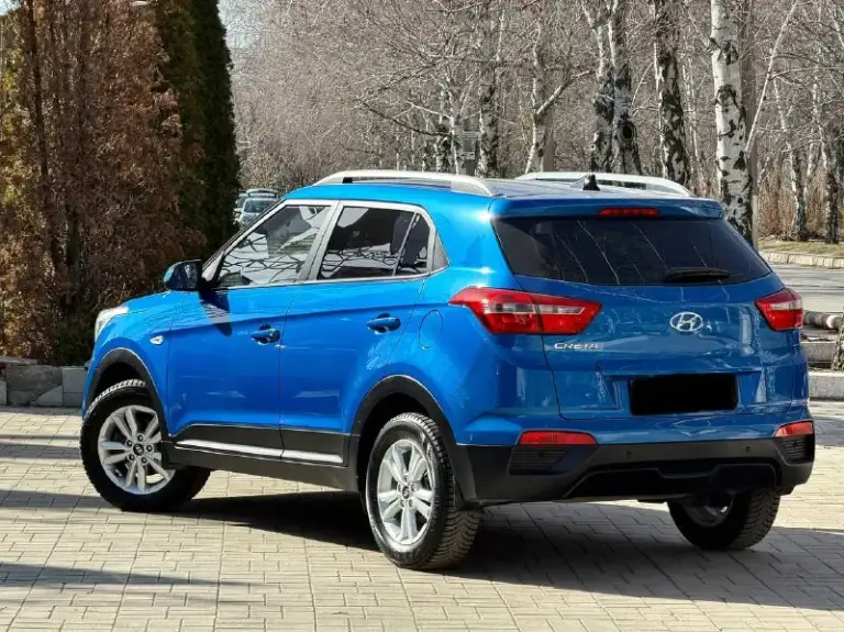 Hyundai creta
Год выпуска - 2016
Кпп - автоматическая
Цена - 1.495.000₽
Тел. +79493902663
Либо - +7 (949) 679-98-14
Продам автомобиль в идеальном состоянии, 1 хозяин из автосалона. Не битая и не крашеная ( любые проверки ) простой и экономичный бензиновый двигатель 1.6 в паре с шести ступенчатой автоматической коробкой передач, работают безупречно. По ходовой части на 5+ не требует ни каких вложений. Хорошая комплектация: климат-контроль; парктроник; 4эл. Стеклоподъемника; подогревы всех сидений; помощь при подъеме и спуске; эл. Зеркала; установлена android мультимедиа со всеми современными плюшками и не плохой акустикой; мультируль; антизанос; антибукс; круиз-контроль; камера заднего вида; штатные диски; релинги; biled оптика ( светит шикарно ) чистый и ухоженный не прокуренный салон. Сигнализация с автозапуском. Запаска не разу не ставилась. Родной пробег 175.000км но состояние авто не побоюсь этого слова - как новое. 2 комплекта резины ( зима
📲 Tg: @vladimir_23_23_23
📞 Звоните: +7(949)3902663 - фотография - 3
