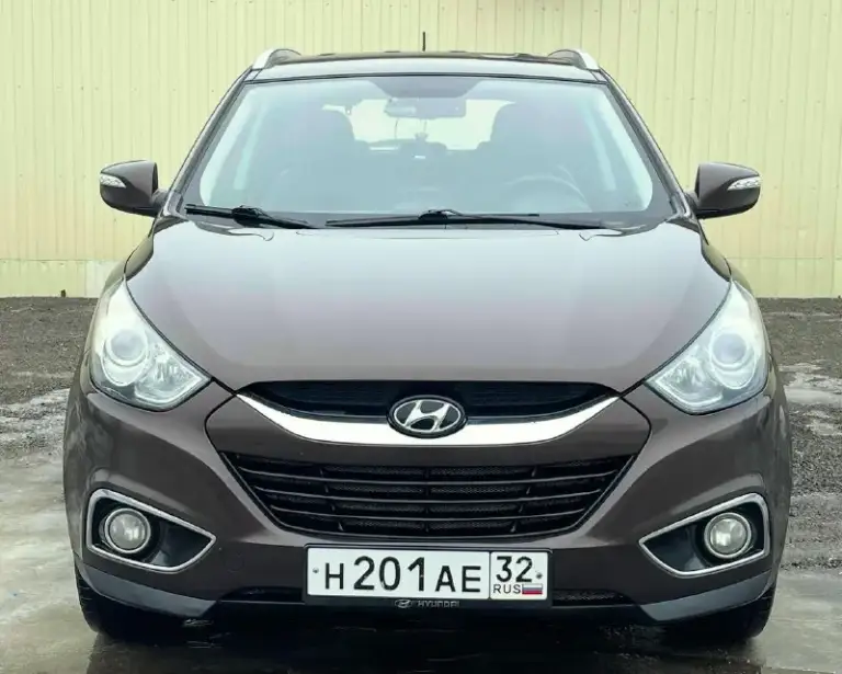 🔥 Hyundai ix35🔥
В шикарном состоянии!
✅В эксплуатации с 2011г
✅ 2.0
✅Бензиновый (атмосферный)
✅Коробка автомат 6 ступка
✅Пробег 177 тыс. Км.
✅Без дтп!
✅Весь в родной краске(кроме задней правой арки)
✅Автотека зелёная
✅Двигатель работает превосходно без. .. Од aux usb
✅Разъем 12v
✅Камера заднего вида
✅Камера переднего вида
✅Литые диски r17
✅Тех осмотр пройдет, готов к регистрации в мрэо

🔥В подарок новому владельцу🔥 ✅полный бак топлива
✅Донецк.
🔥Новая стоимость 1.255.000₽🔥
Тел. +
📞 Звоните: +7(949)5080060 - фотография - 6