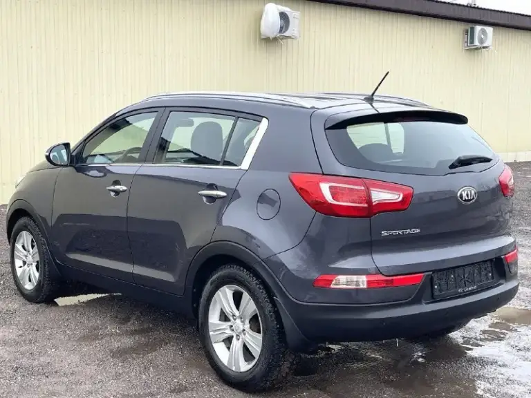 🔥 Kia sportage🔥
В шикарном состоянии!
✅Без дтп!
✅Одна крашенная деталь( передняя правая дверь!
✅Год выпуска 2013
✅ 2.0
✅Бензиновый (атмосферный)
✅Коробка автомат 6 ступка
✅Пробег 208 тыс. Км.
✅Автотека зелёная
✅Двигатель работает превосходно без постор. .. Ss="emoji" style="background-image:url('//telegram. Org/img/emoji/40/e29c85.png')">✅разъемы под aux usb
✅Разъем 12v
✅Монитор планшет
✅Камера заднего вида
✅Парктроник
✅Литые диски r17
✅Тех осмотр пройден, готов к регистрации в мрэо
✅ Торг на полный бак топлива
✅Донецк.
🔥Новая стоимость 1.295.000₽🔥
Тел. +7949-50-800-60
📞 Звоните: +7(949)5080060 - фотография - 3